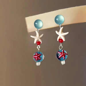 Orecchini Pendenti in Vetro Lampwork Stile Oceano Stella Marina Pesce Rosso Con Perno in Argento Orecchini con Nappa in Pietra Occhio di Gatto