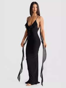 Robe de soirée sirène noire dos nu avec col en V, volants et rubans élégants