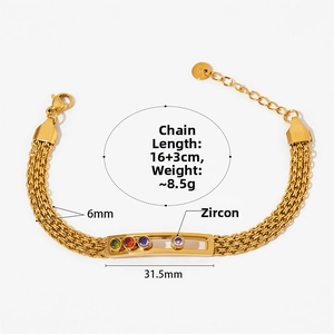 Dettaglio del bracciale a maglia dorata regolabile con zirconi colorati e misure del prodotto