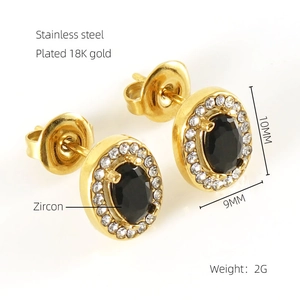 Detail of 18K gold plated stainless steel stud earrings with black oval zircon 10x9mm