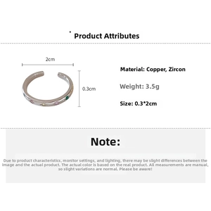 Detailed view of 2cm copper ring with colorful zircon stars and 3.5g weight specifications