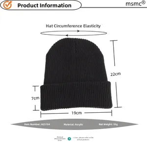 Detailed size specifications of black acrylic beanie showing dimensions and 55g weight