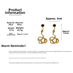 Detailed size and weight guide for vintage snake earrings with black crystal inlay