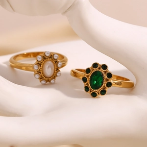 Vintage Luxury Ring For Women Stainless Steel 18K Gold Plated Green Gem Oval Artificial Pearl Cluster Floral Design