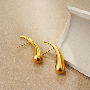 Minimalist 18K gold plated stainless steel teardrop earrings with a polished pearl finish