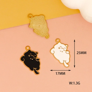 Detail of Halloween cat alloy charms showing 25x17mm dimensions and 1.3g weight