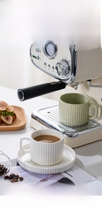 Ceramic coffee cup set with vertical stripes, safe for microwave, oven and dishwasher