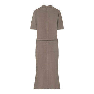 Detail of a brown slim-fit dress with high neck, short sleeves and hidden back zipper