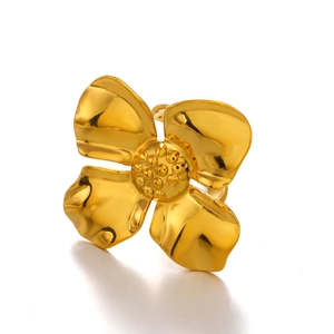 Exaggerated 18K gold plated stainless steel oversized flower ring for women