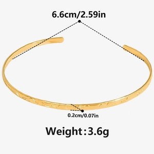 Detailed size and weight specs for a hammered gold-finish stainless steel cuff bracelet