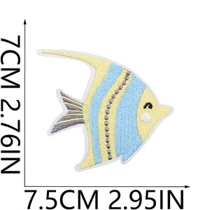 Detailed view of yellow and blue tropical fish embroidery patch with 7.5x7cm size markings