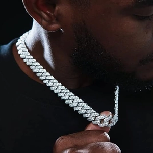 Collier chaîne cubaine argentée hip-hop avec strass brillants pour hommes et femmes
