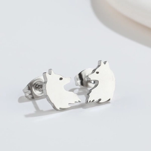 Gothic punk wolf head stud earrings in polished silver stainless steel for men and women