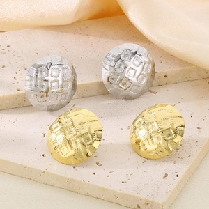 Textured checkerboard half-round stainless steel earrings in gold and silver finish