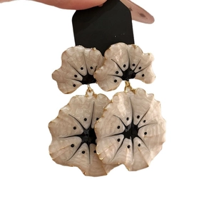 Vintage ginkgo flower drop earrings with white enamel petals and gold plating for women