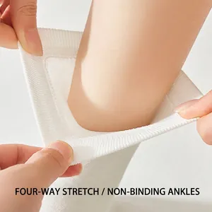 White cotton crew socks with 4-way stretch feature for breathable summer comfort