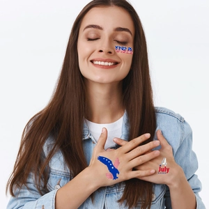 USA Gesichtstattoos zum 250. Unabhängigkeitstag mit Adler und USA-Logo für Partys
