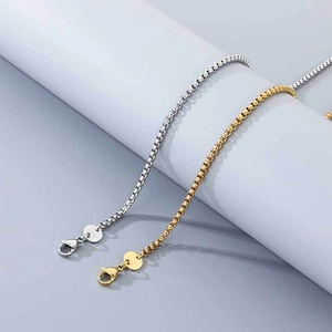 Colliers à chaîne carrée en acier inoxydable or et argent avec fermoirs mousquetons