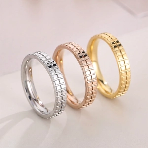 Checkerboard Grid Texture Ring Stainless Steel 18K Gold Plated Geometric Band Minimalist Light Luxury Jewelry For Men Women