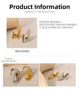 Detailed view of 5.5g irregular geometric finger armor rings in gold and silver finish