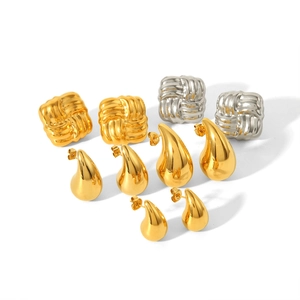 Ensemble de boucles d'oreilles gouttes et carrées tissées polies plaquées or et argent