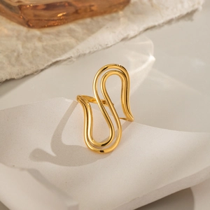 Minimalist 18K gold plated titanium steel ring with an irregular wavy geometric design