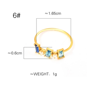 Bague dorée minimaliste avec pierres bleues et diamants, taille 6, poids de 1 gramme