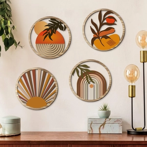 Boho-Wanddeko 4er-Set aus rundem Holz mit Sonnenmotiven und tropischen Blättern im Set