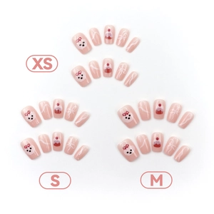Unghie finte rosa con orsetto e cupcake disponibili nelle taglie XS, S e M