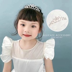 Sparkling rhinestone princess tiara for girls with silver heart-shaped alloy design