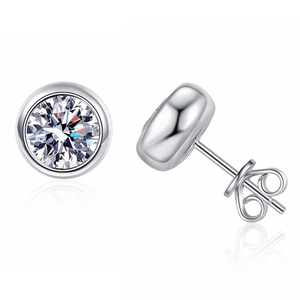 S925 sterling silver moissanite stud earrings featuring classic round brilliant cut stones