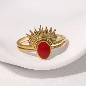 Retro 18k gold plated sunburst ring with red enamel center and double band design