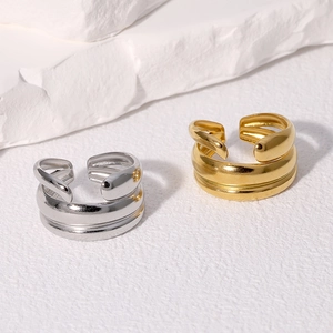 Minimalistische dicke asymmetrische Schichtringe aus Gold und Silber Edelstahl