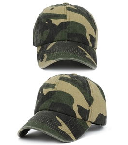 Détail de la casquette tactique camouflage avec texture en coton vintage délavé
