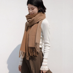 Women's gradient cashmere-feel scarf in camel brown with fringe, 2025 winter shawl fashion