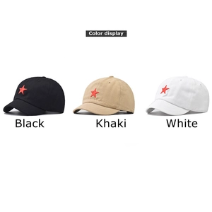 Trois casquettes de baseball à bord court en noir, kaki et blanc avec étoile rouge
