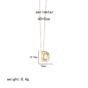Detailed view of gold letter D pendant necklace with dimensions 40+5cm and 8.4g weight
