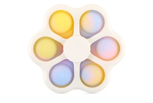 Dettaglio macro dello spinner a forma di fiore con bolle in silicone colorate e numeri