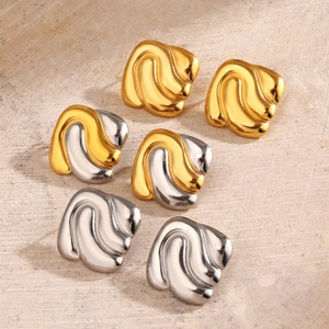 Geometric Wavy Square Stud Earrings Minimalist Stainless Steel Two Tone Ripple Texture Hip Hop Fashion For Women