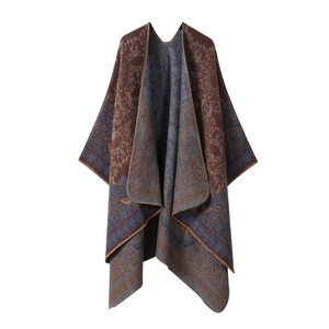 Zweiseitiger Paisley-Strickschal in Dunkelbraun und Blau mit asymmetrischem Fall