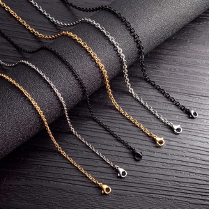 Minimalist stainless steel O-link chains in gold, silver, and black with lobster clasp