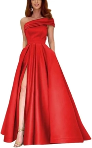 Robe de soirée élégante en satin rouge à une épaule avec fente haute et coupe longue