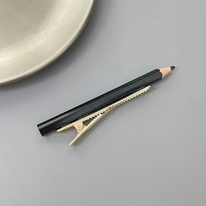 Pince à cheveux créative en forme de crayon noir avec clip crocodile en métal doré