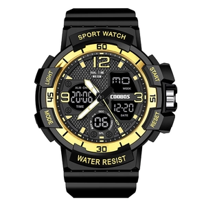 Montre de sport numérique et analogique noir et or avec étanchéité 50m pour les adolescents
