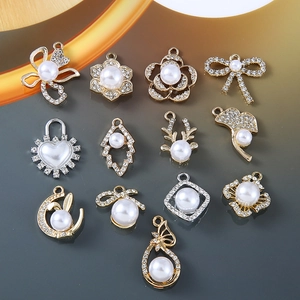 Ciondoli In Lega Con Imitazione Perla Artificial E Strass Per La Creazione Di Gioielli Fai Da Te Fiocco Cuore Luna Coniglio Fiore Charms