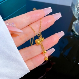 Gold plated titanium steel hulu pendant necklace with tassels and lucky character