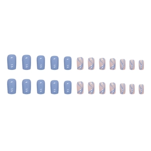 Blaue minimalistische Kunstnägel Set mit Wellenmuster und einfarbigen Designs in Blau