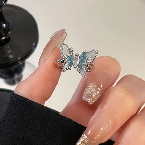 Elegant gradient blue butterfly open ring with silver finish and sparkling rhinestones