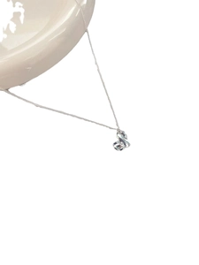 Elegant 925 sterling silver heart pendant necklace with high-gloss polished metallic finish