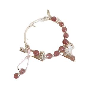 Bracelet en cristal de fraise de style chinois avec feuille d'argent et fleurs